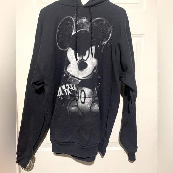 Mickey Mouse XLarge Hoodie, Preloved but still good. Men’s - Picture 1 of 3